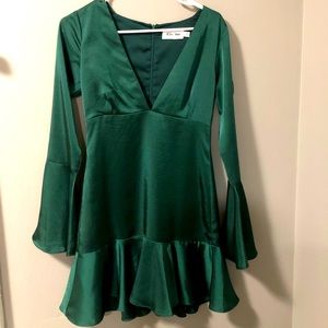 Line + dot green satin dress